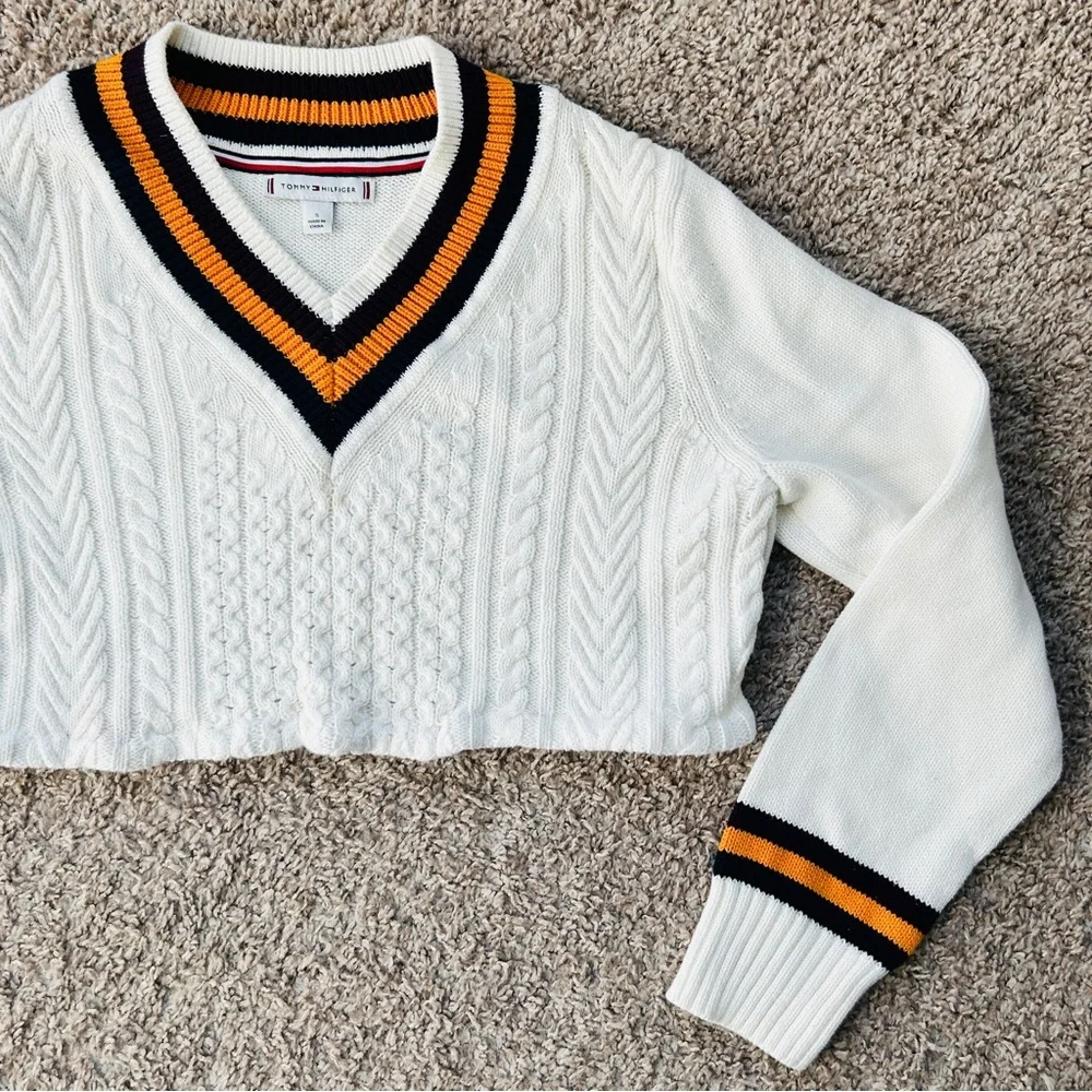 Tommy Hilfiger Cropped V-Neck Cable Knit Sweater I Size Small I Custom Piece - Picture 2 of 6